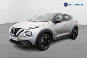 Nissan Juke N-Connecta Automatic Petrol SUV - Stock Number (1665706) - Passenger side front corner