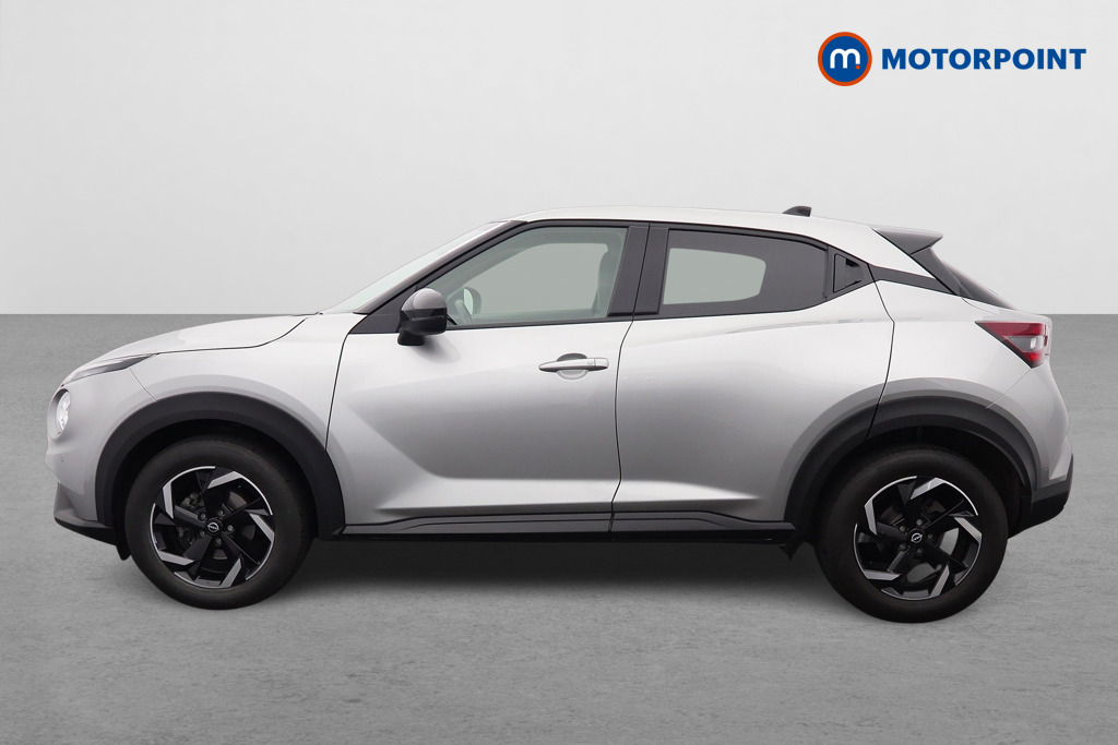 Nissan Juke N-Connecta Automatic Petrol SUV - Stock Number (1665706) - Passenger side
