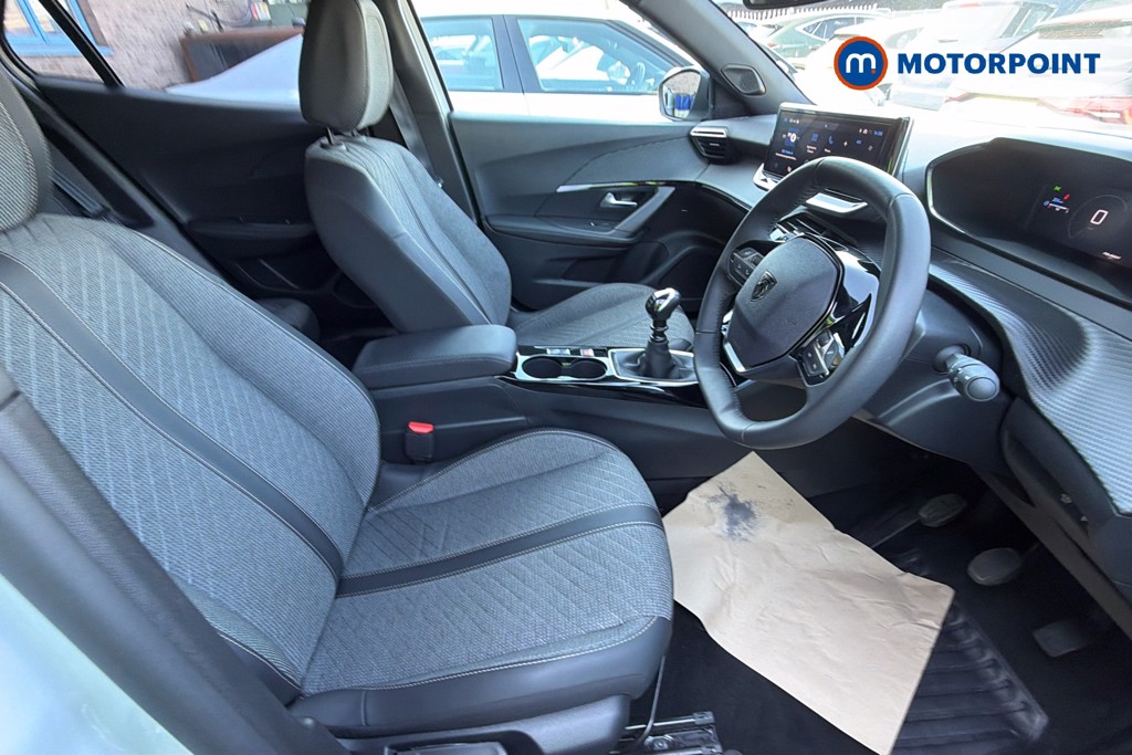 Peugeot 2008 Allure Manual Petrol SUV - Stock Number (1665903) - 26th supplementary image