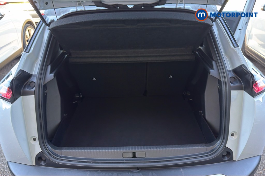 Peugeot 2008 Allure Manual Petrol SUV - Stock Number (1665903) - 34th supplementary image