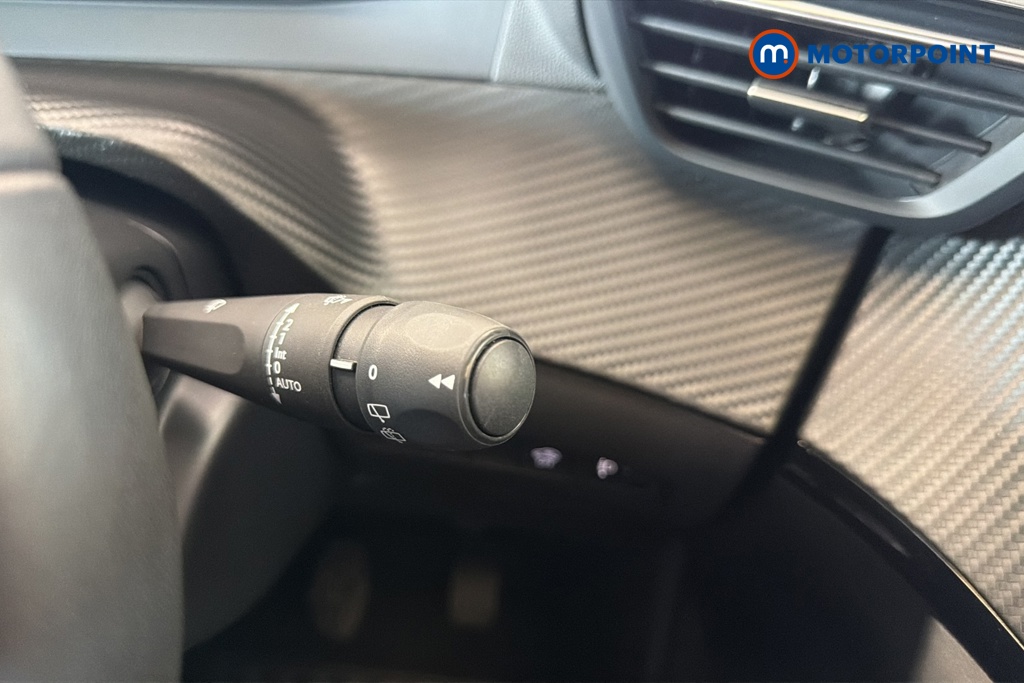 Peugeot 2008 Allure Manual Petrol SUV - Stock Number (1665904) - 6th supplementary image