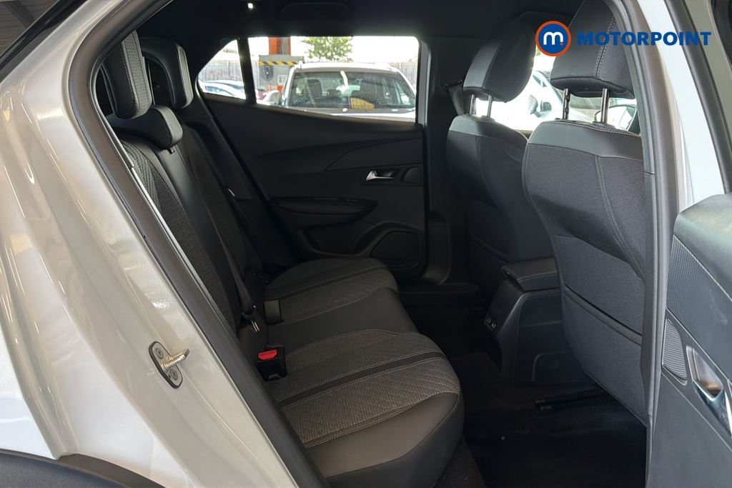 Peugeot 2008 Allure Manual Petrol SUV - Stock Number (1665904) - 25th supplementary image