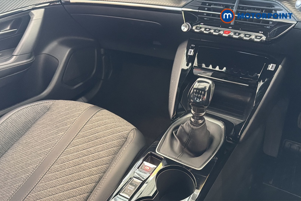 Peugeot 2008 Allure Manual Petrol SUV - Stock Number (1665922) - 15th supplementary image