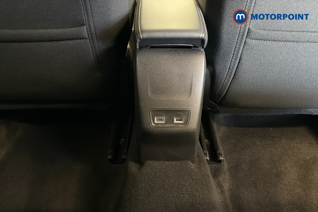 Peugeot 2008 Allure Manual Petrol SUV - Stock Number (1665922) - 28th supplementary image