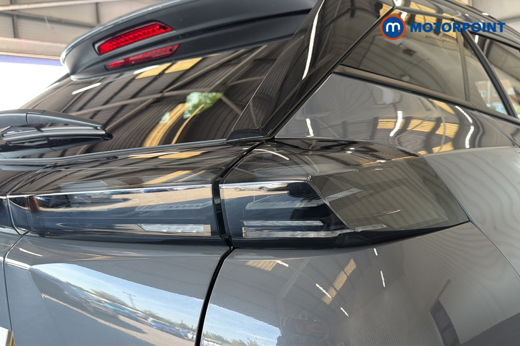 Peugeot 2008 Allure Manual Petrol SUV - Stock Number (1665922) - 36th supplementary image