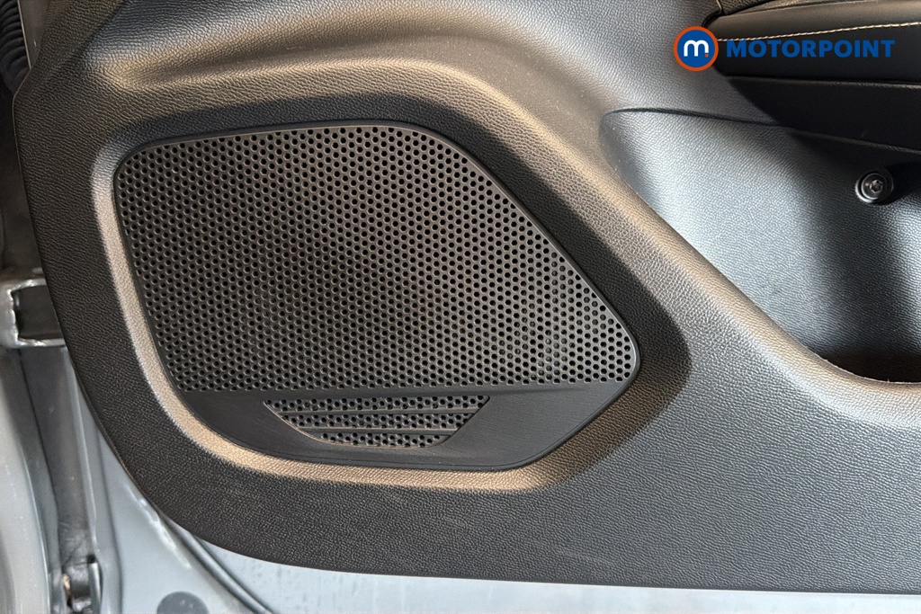 Peugeot 2008 Allure Manual Petrol SUV - Stock Number (1665925) - 21st supplementary image