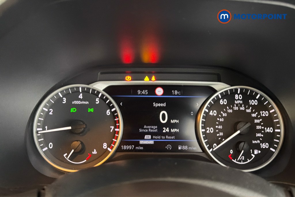 Nissan Juke N-Connecta Manual Petrol SUV - Stock Number (1666039) - 8th supplementary image