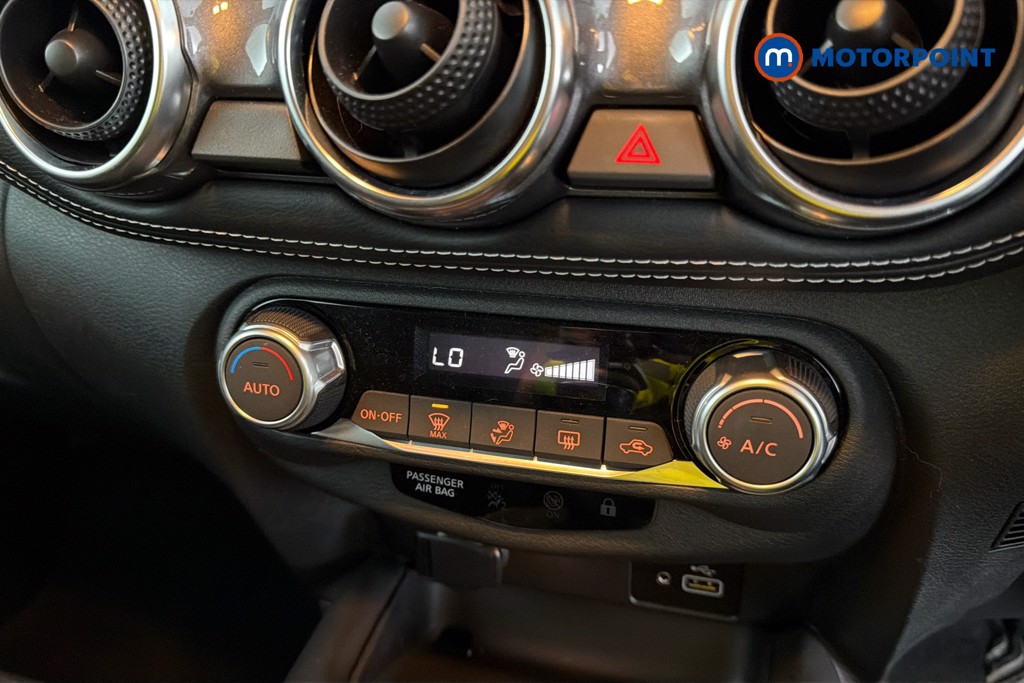 Nissan Juke N-Connecta Manual Petrol SUV - Stock Number (1666039) - 11th supplementary image