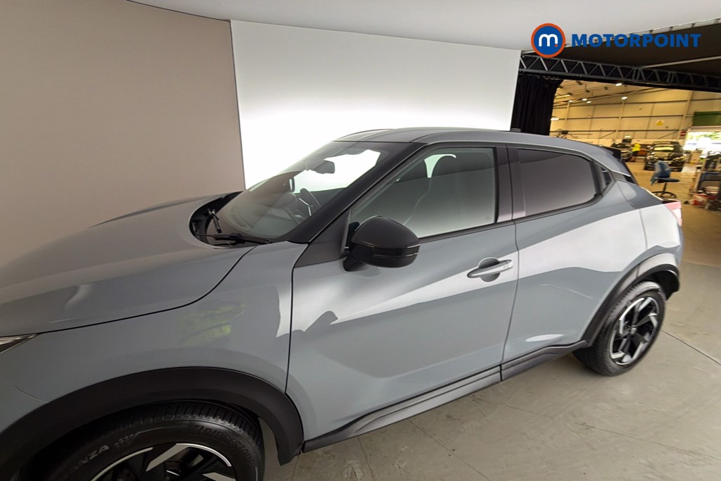 Nissan Juke N-Connecta Manual Petrol SUV - Stock Number (1666039) - 43rd supplementary image