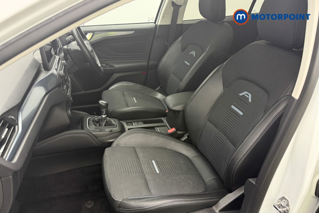 Ford Focus Active X Manual Petrol Hatchback - Stock Number (1666617) - 7th supplementary image