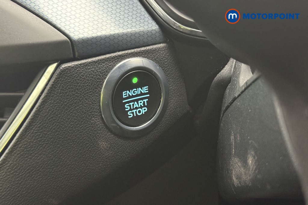 Ford Focus Active X Manual Petrol Hatchback - Stock Number (1666617) - 32nd supplementary image