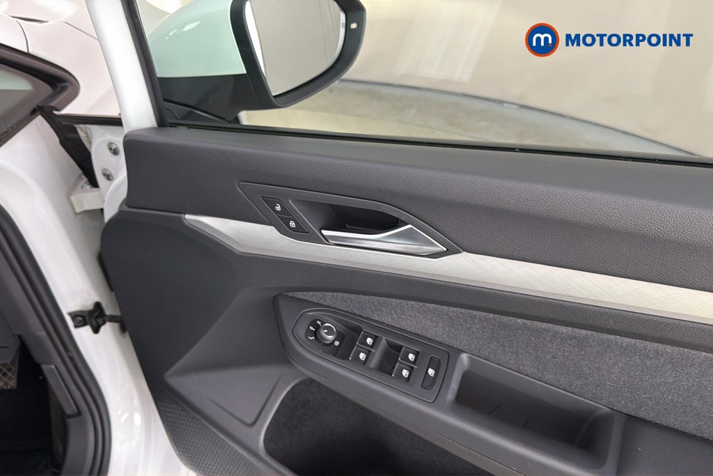 Volkswagen Golf Life Manual Petrol Hatchback - Stock Number (1666979) - 42nd supplementary image