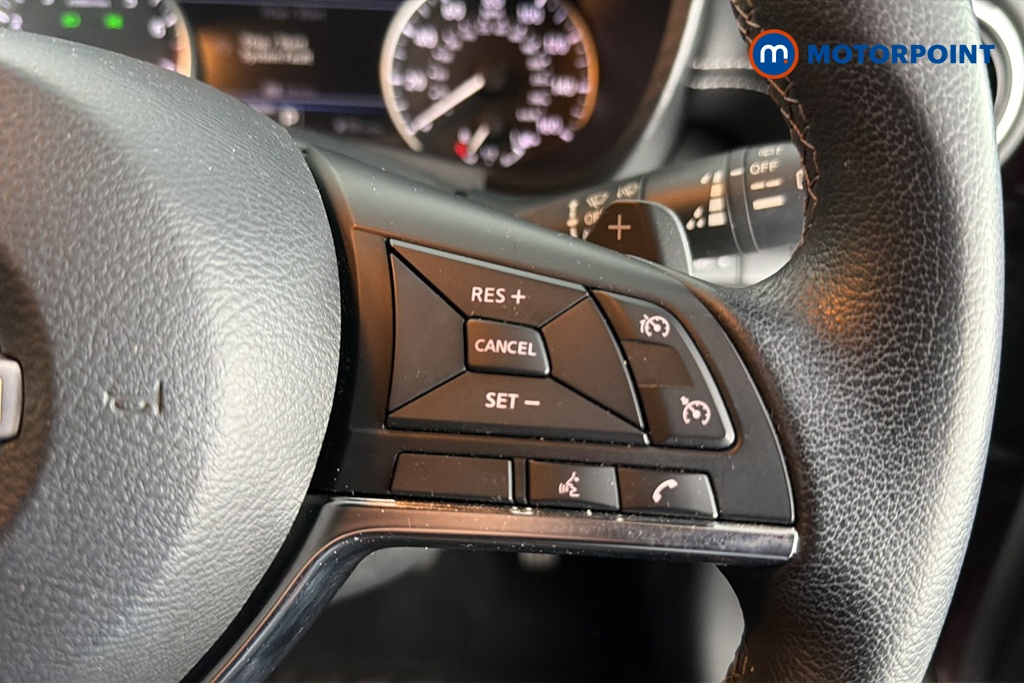Nissan Juke N-Connecta Automatic Petrol SUV - Stock Number (1667044) - 3rd supplementary image