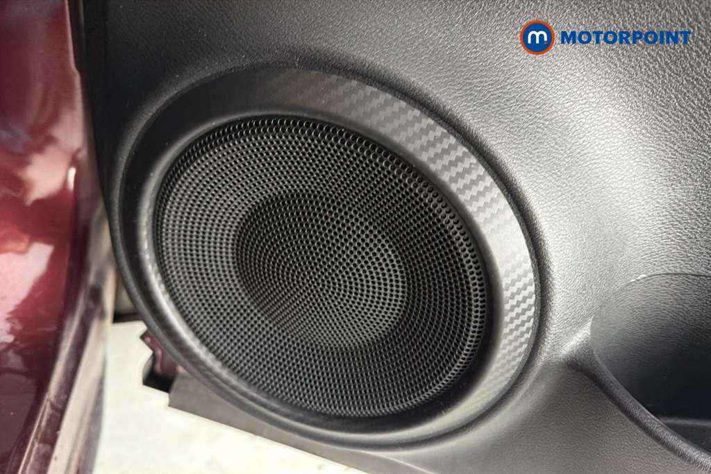 Nissan Juke N-Connecta Automatic Petrol SUV - Stock Number (1667044) - 21st supplementary image