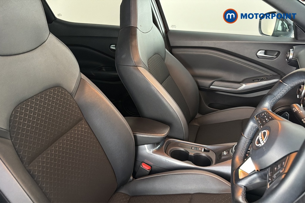 Nissan Juke N-Connecta Automatic Petrol SUV - Stock Number (1667044) - 22nd supplementary image