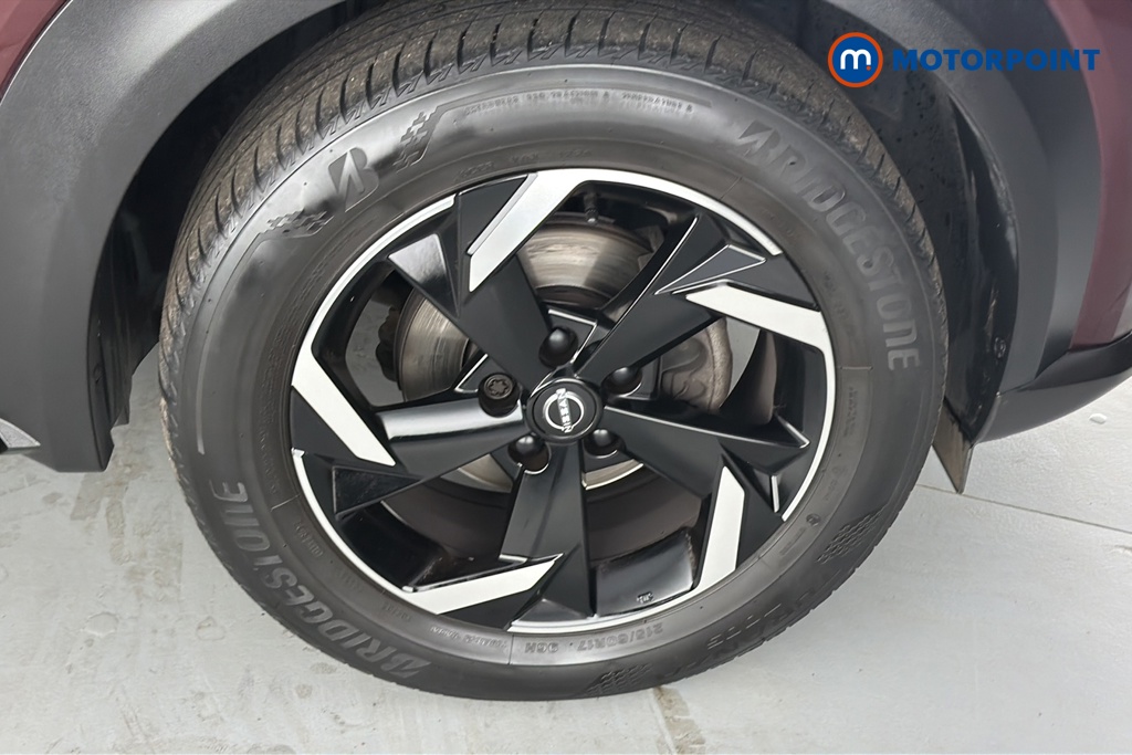 Nissan Juke N-Connecta Automatic Petrol SUV - Stock Number (1667044) - 47th supplementary image