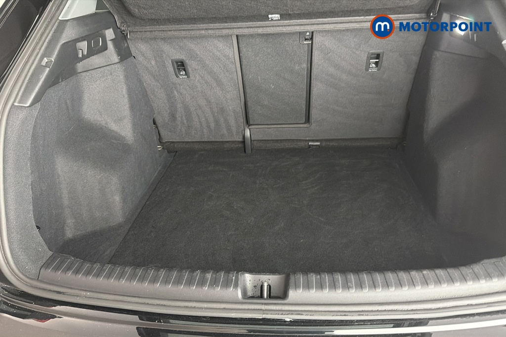 Audi Q4 Sport Automatic Electric SUV - Stock Number (1667154) - 30th supplementary image