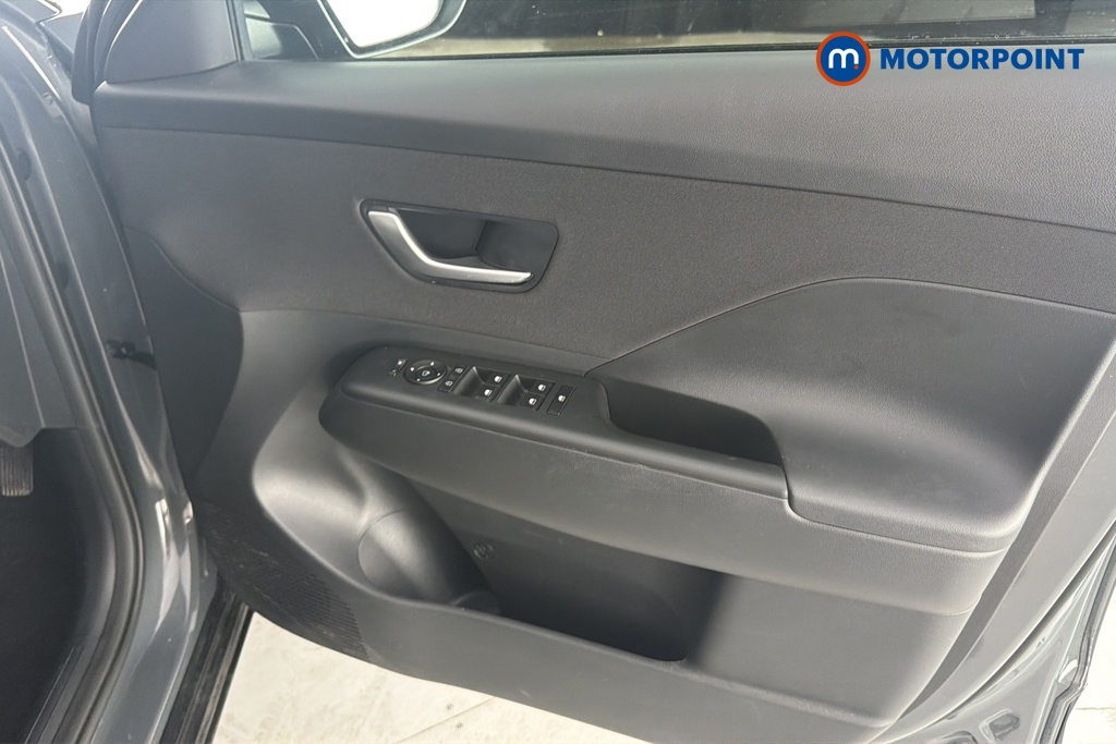 Hyundai Kona Advance Automatic Petrol-Electric Hybrid SUV - Stock Number (1667359) - 18th supplementary image