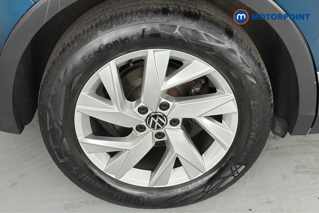 Volkswagen Tiguan Life Automatic Petrol SUV - Stock Number (1667543) - 46th supplementary image