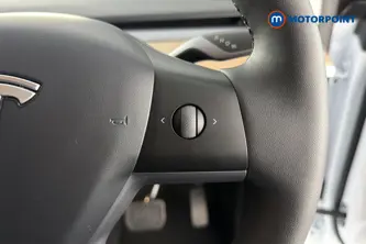 Tesla Model Y Rwd 5Dr Auto Automatic Electric SUV - Stock Number (1667816) - 3rd supplementary image