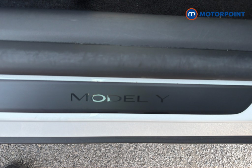 Tesla Model Y Rwd 5Dr Auto Automatic Electric SUV - Stock Number (1667832) - 25th supplementary image