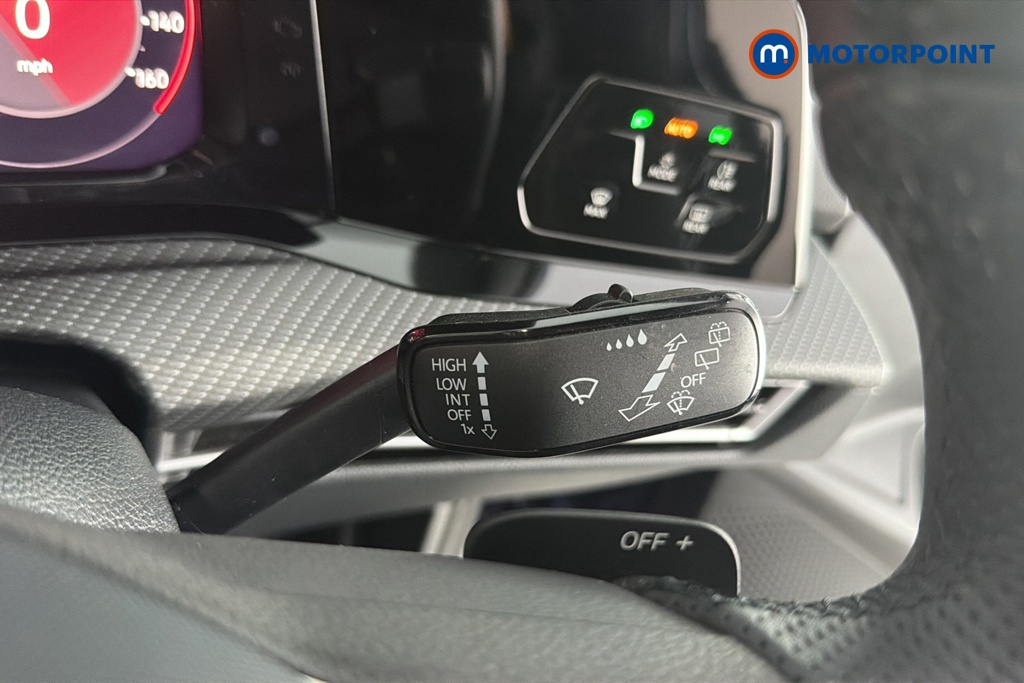 Volkswagen Golf R-Line Automatic Petrol Hatchback - Stock Number (1667911) - 6th supplementary image