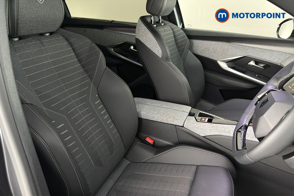 Peugeot 5008 GT Automatic Petrol SUV - Stock Number (1667927) - 22nd supplementary image