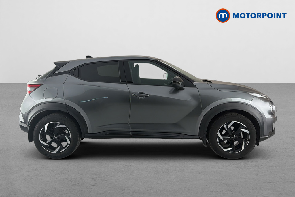 Nissan Juke N-Connecta Manual Petrol SUV - Stock Number (1668002) - Passenger side