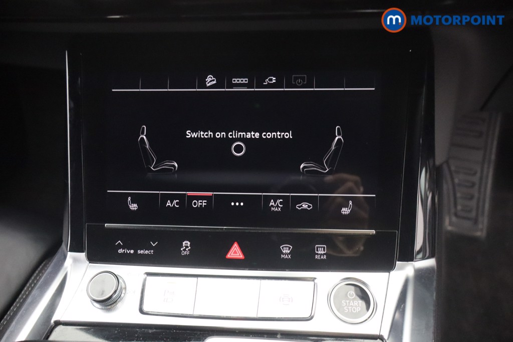 Audi Q8 Black Edition Automatic Electric SUV - Stock Number (1668369) - 3rd supplementary image