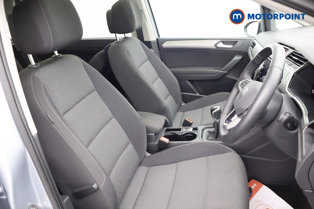 Volkswagen Touran Match Manual Petrol People Carrier - Stock Number (1668475) - 16th supplementary image