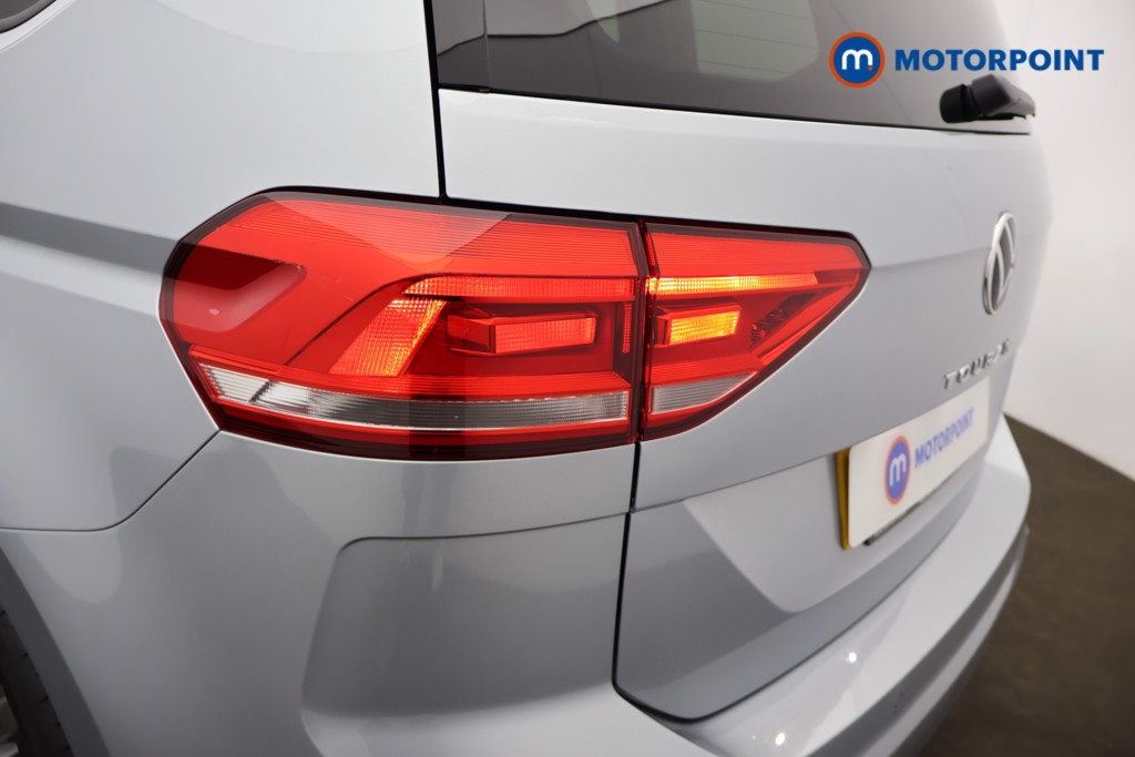 Volkswagen Touran Match Manual Petrol People Carrier - Stock Number (1668475) - 29th supplementary image