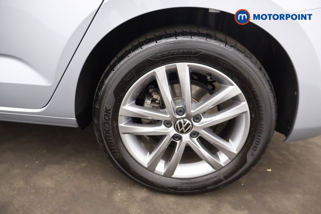 Volkswagen Touran Match Manual Petrol People Carrier - Stock Number (1668475) - 40th supplementary image