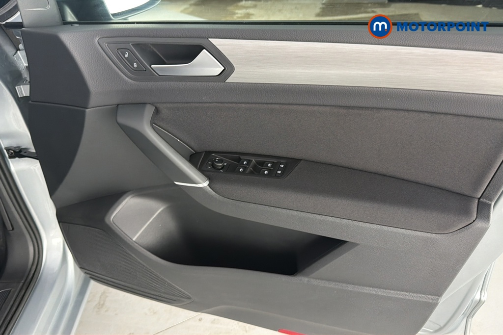 Volkswagen Touran Match Manual Petrol People Carrier - Stock Number (1668479) - 18th supplementary image