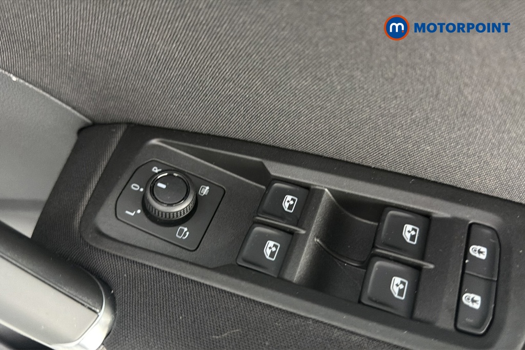 Volkswagen Touran Match Manual Petrol People Carrier - Stock Number (1668479) - 19th supplementary image
