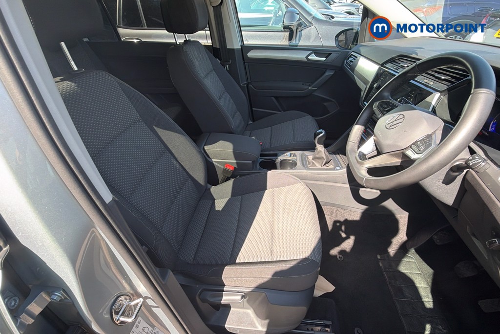 Volkswagen Touran Match Manual Petrol People Carrier - Stock Number (1668480) - 7th supplementary image