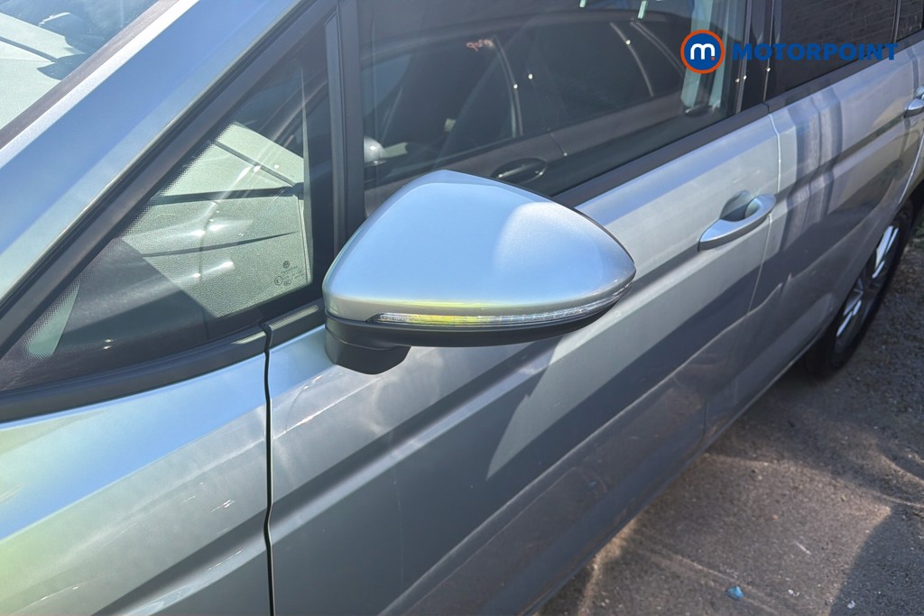 Volkswagen Touran Match Manual Petrol People Carrier - Stock Number (1668480) - 40th supplementary image