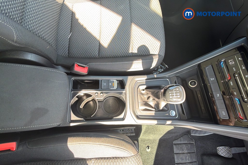 Volkswagen Touran Match Manual Petrol People Carrier - Stock Number (1668513) - 5th supplementary image