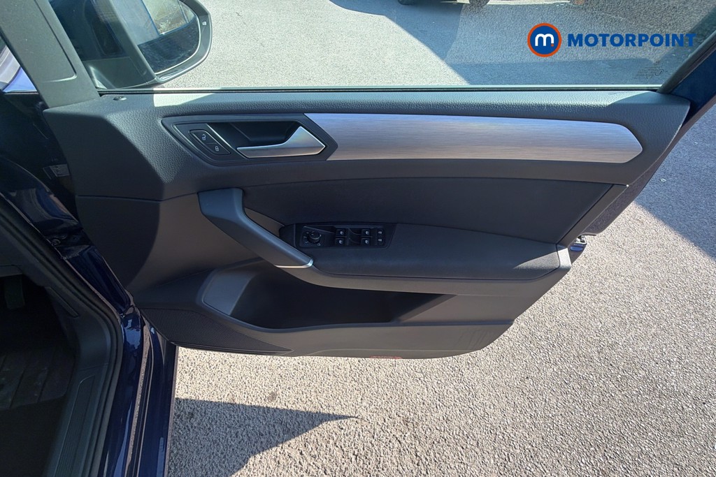 Volkswagen Touran Match Manual Petrol People Carrier - Stock Number (1668513) - 38th supplementary image