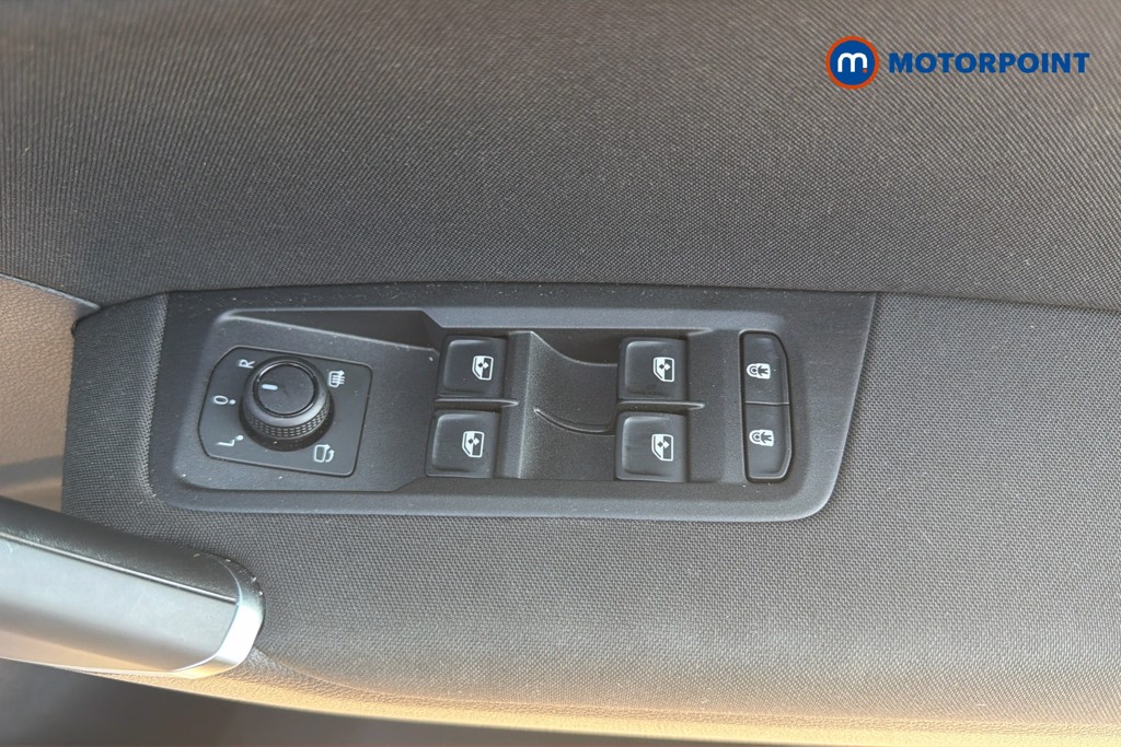 Volkswagen Touran Match Manual Petrol People Carrier - Stock Number (1668513) - 42nd supplementary image