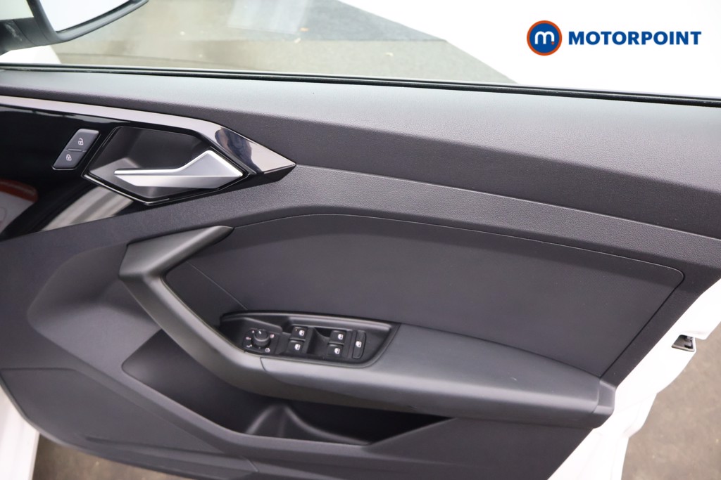 Audi A1 Technik Manual Petrol Hatchback - Stock Number (1668948) - 13th supplementary image