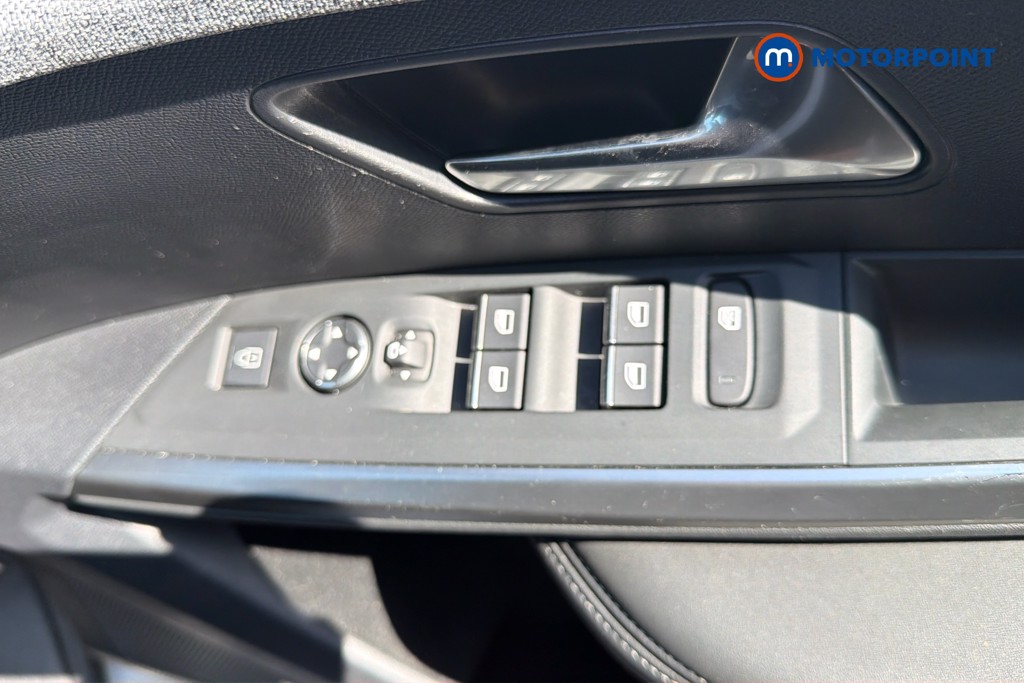 Peugeot 3008 GT Automatic Electric SUV - Stock Number (1577505) - 20th supplementary image