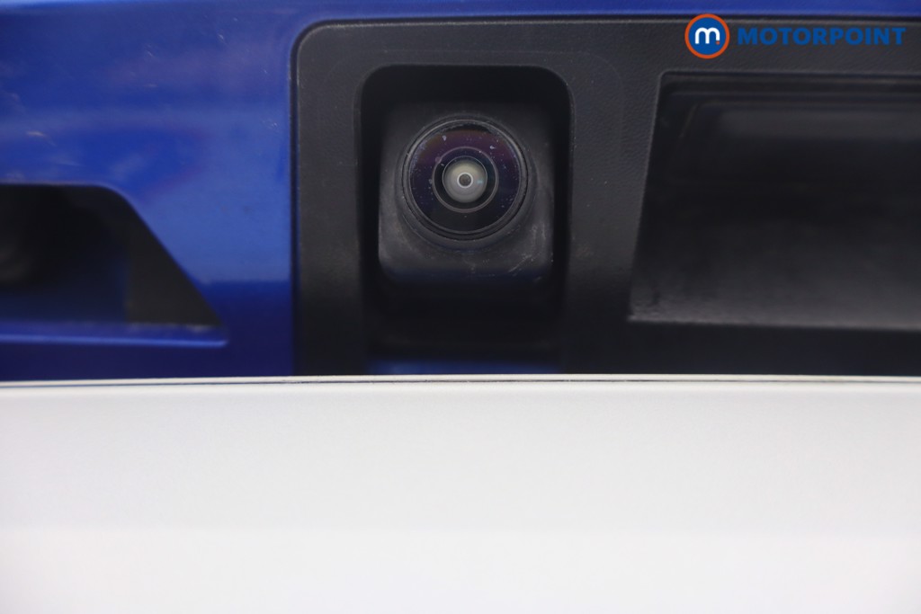 Nissan Juke N-Connecta Automatic Petrol SUV - Stock Number (1642378) - 5th supplementary image