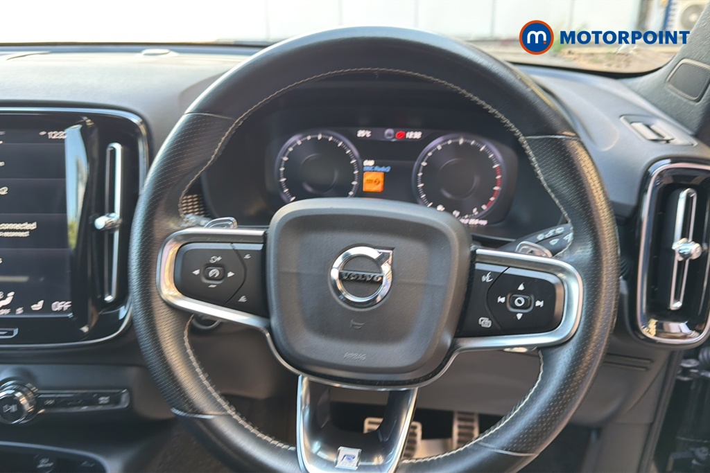 Volvo Xc40 R Design Pro Automatic Petrol SUV - Stock Number (1653053) - 2nd supplementary image