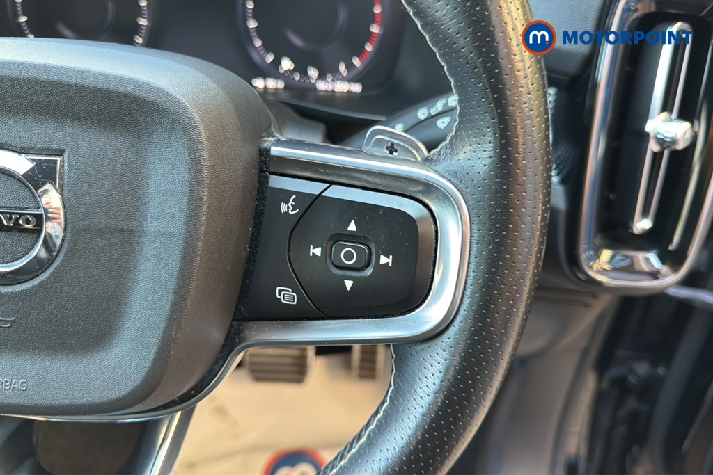 Volvo Xc40 R Design Pro Automatic Petrol SUV - Stock Number (1653053) - 3rd supplementary image