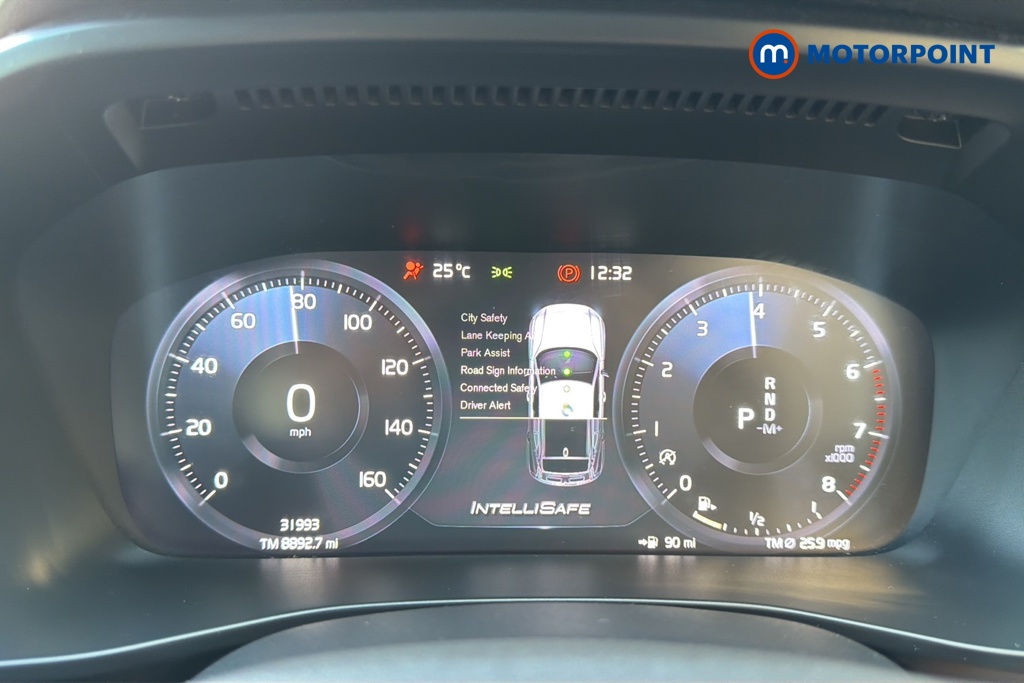 Volvo Xc40 R Design Pro Automatic Petrol SUV - Stock Number (1653053) - 7th supplementary image