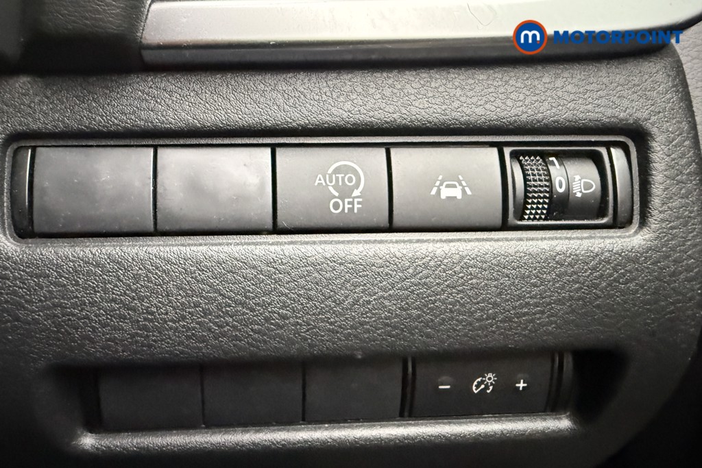 Nissan Qashqai Acenta Premium Manual Petrol SUV - Stock Number (1654603) - 16th supplementary image
