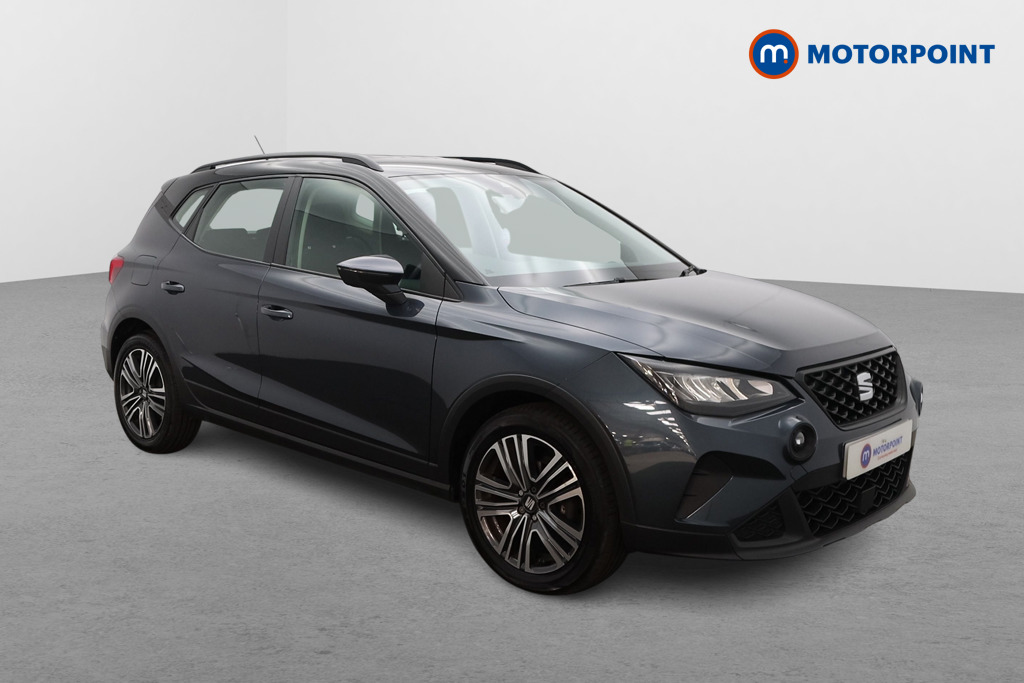 SEAT Arona listing photo