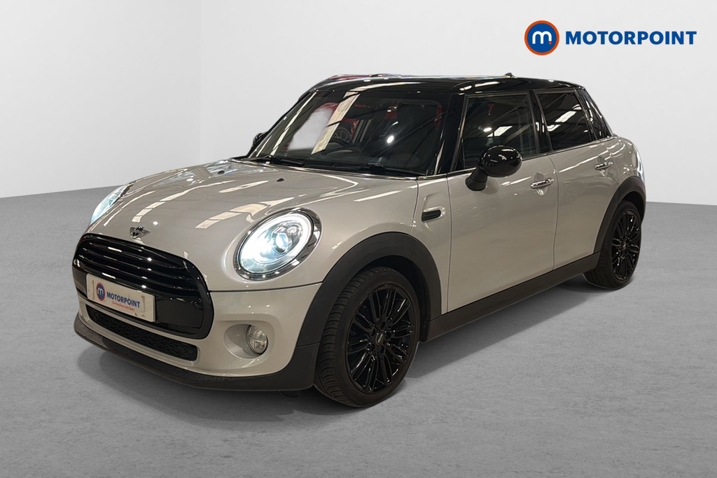 Mini Hatchback Cooper Automatic Petrol Hatchback - Stock Number (1658070) - Passenger side front corner