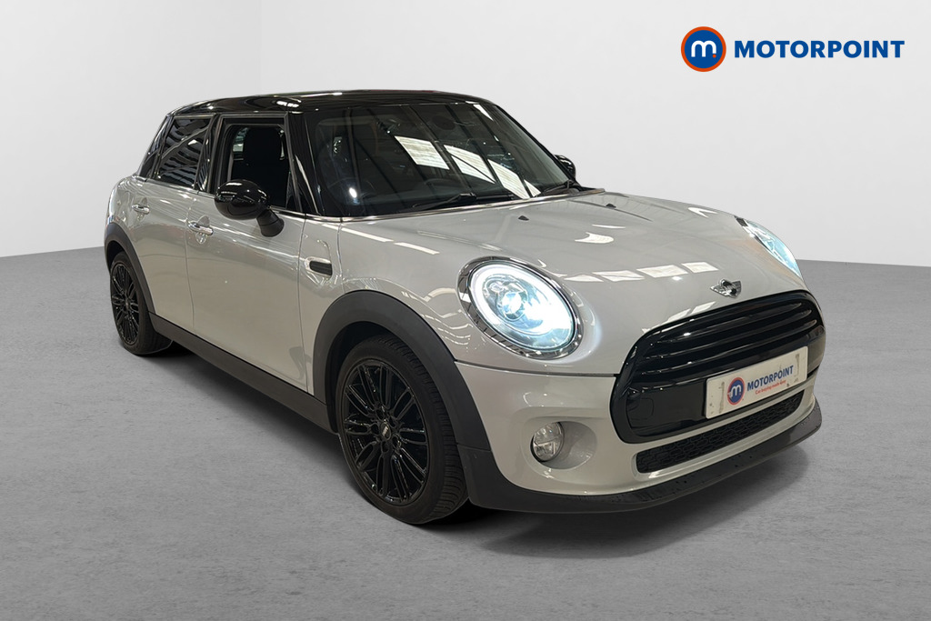 Mini Hatchback Cooper Automatic Petrol Hatchback - Stock Number (1658070) - Drivers side front corner