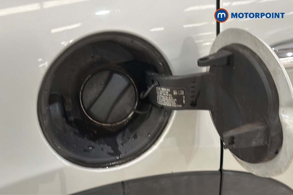 Mini Hatchback Cooper Automatic Petrol Hatchback - Stock Number (1658070) - 41st supplementary image